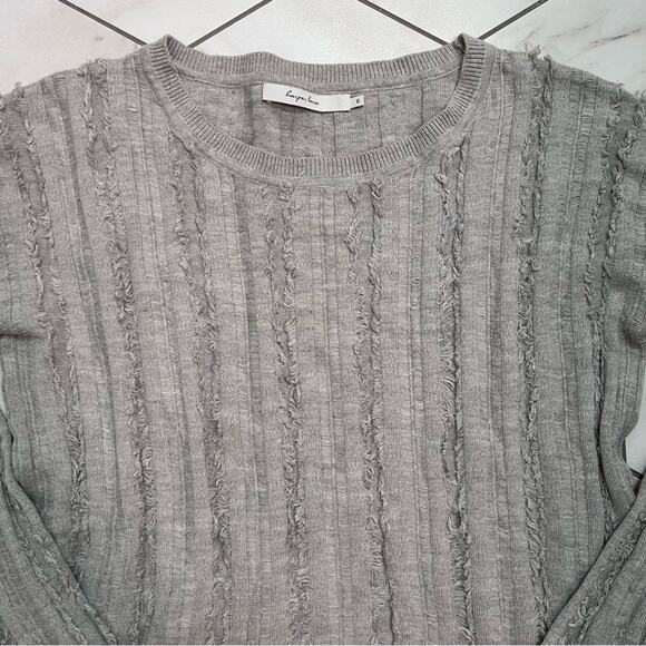 Harper Lane Gray Sweater Size M - Picture 3 of 8